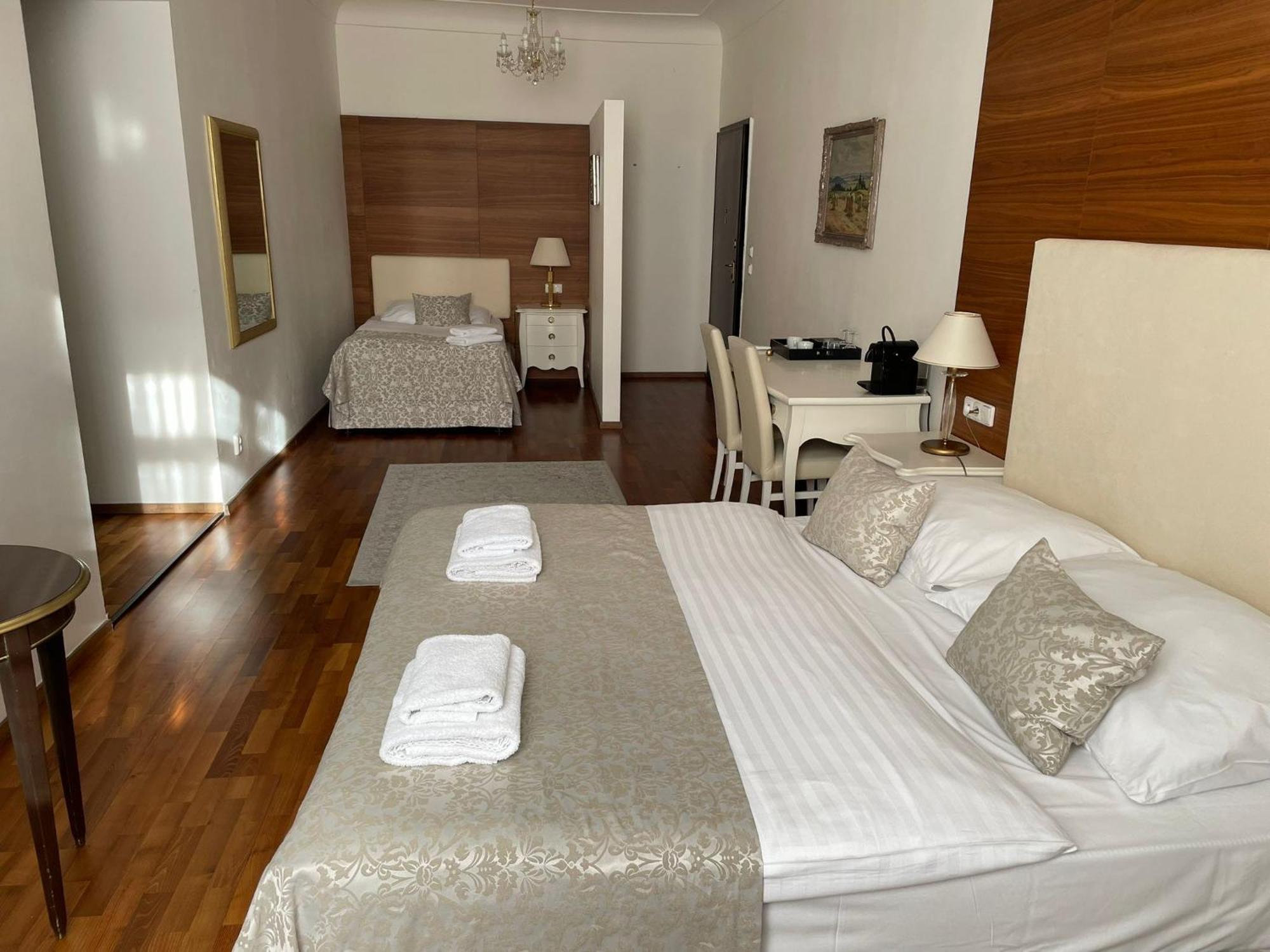 Little King Hotel U Malvaze Hotel