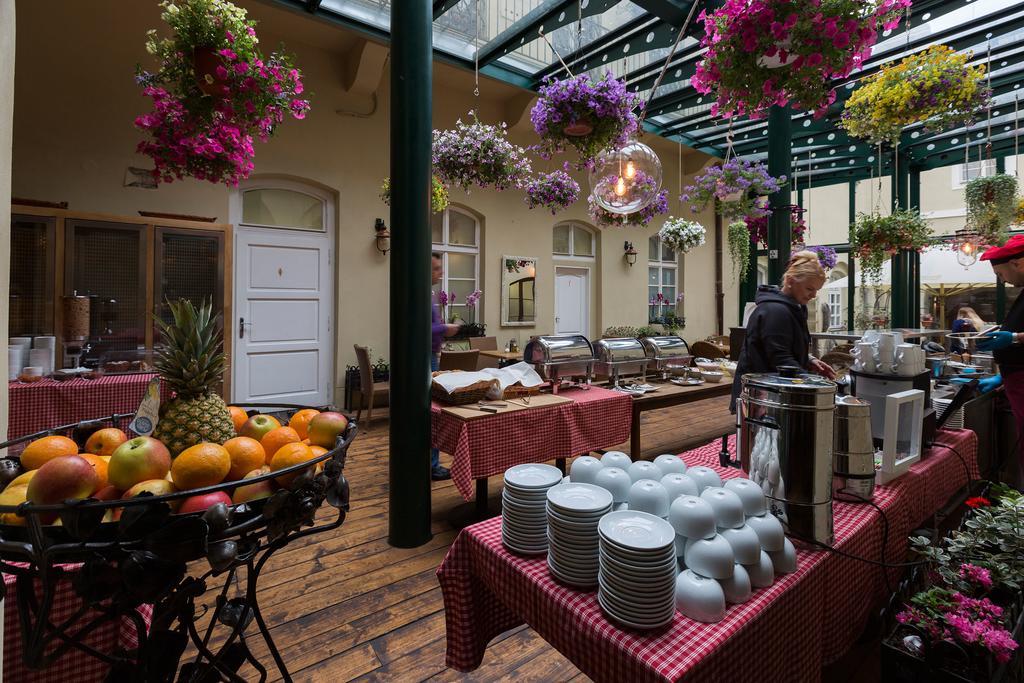 Hotel Little King Hotel U Malvaze