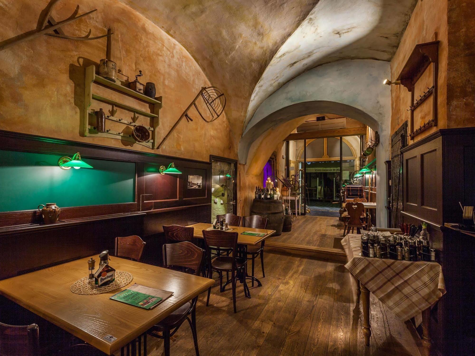 Hotel Little King Hotel U Malvaze Praag