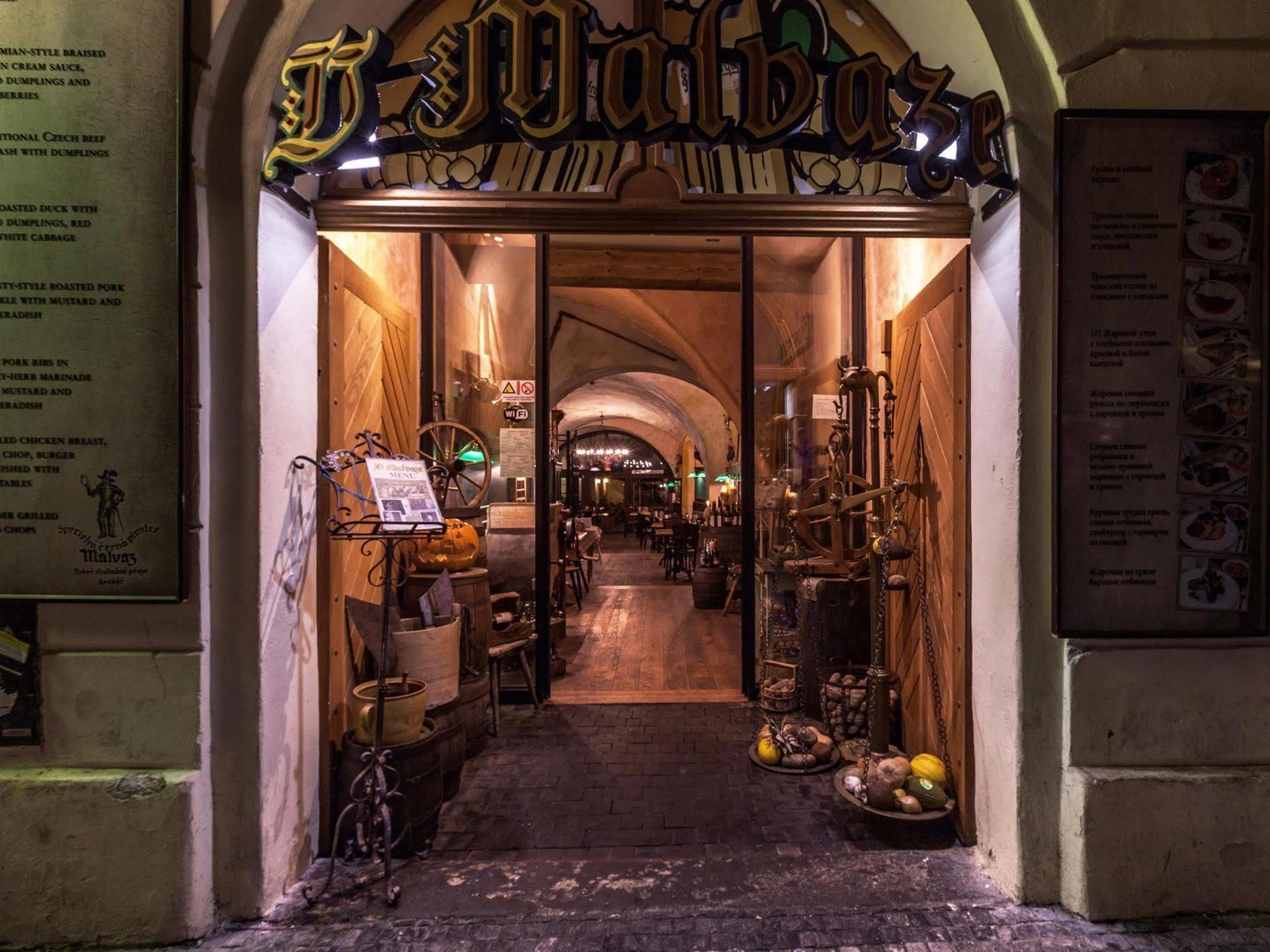 Little King Hotel U Malvaze Praag