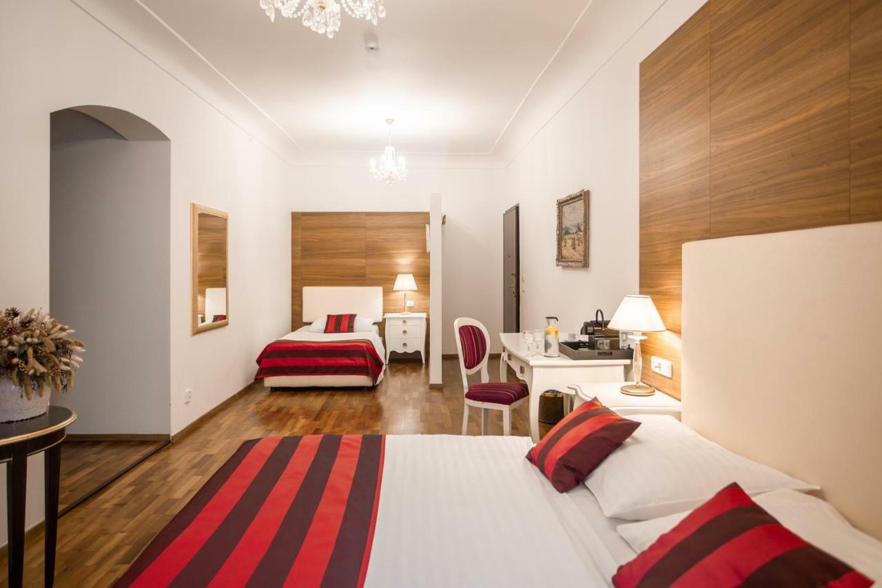Little King Hotel U Malvaze 4* Praag