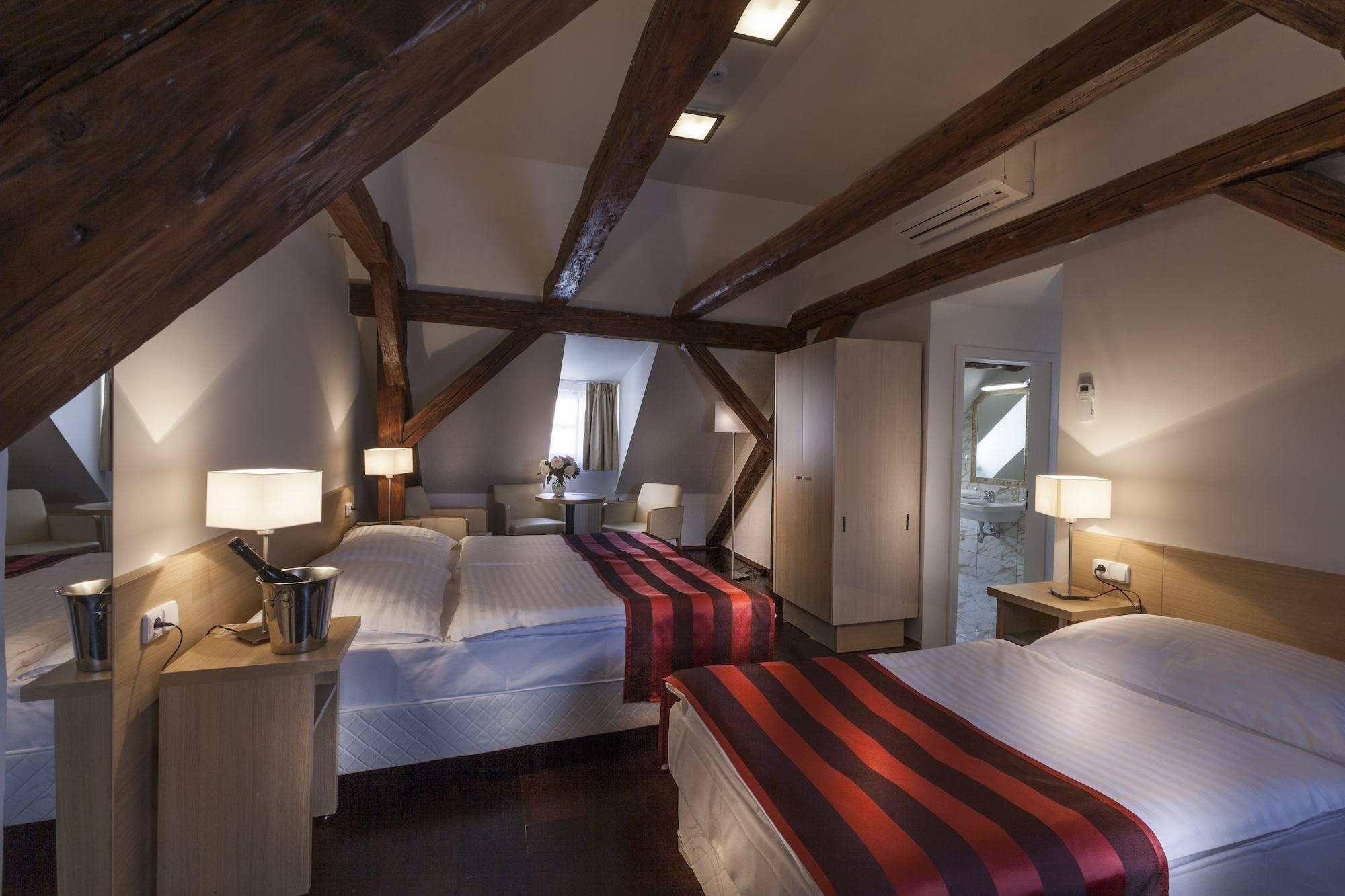 Little King U Malvaze 4* Praag
